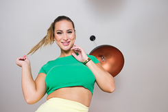 454 - Hottie With a Perfect Body